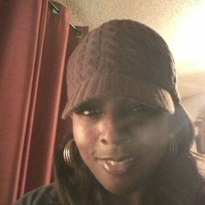 Meet your Posher, Sheila